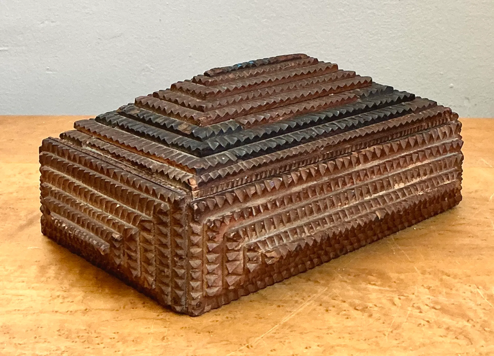 Vintage Tramp Art Wood Box — additional photo 5