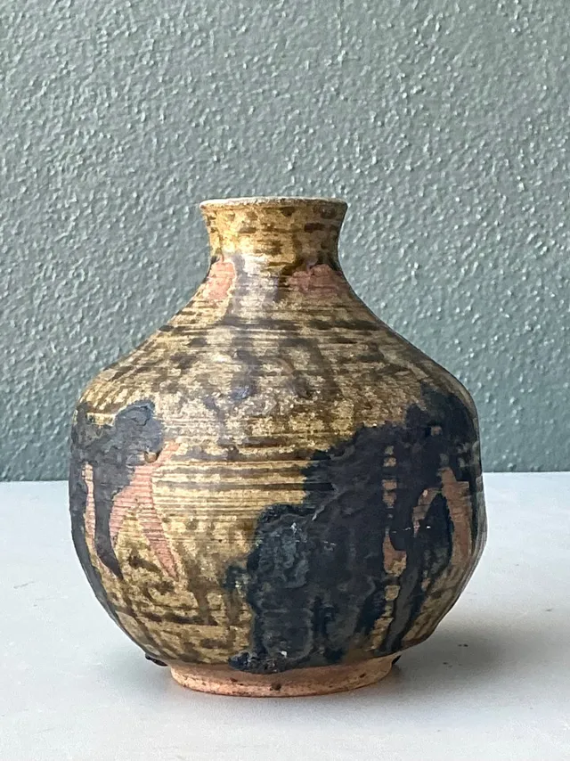 Vintage Handcrafted Ceramic Pottery Vase — additional photo 3
