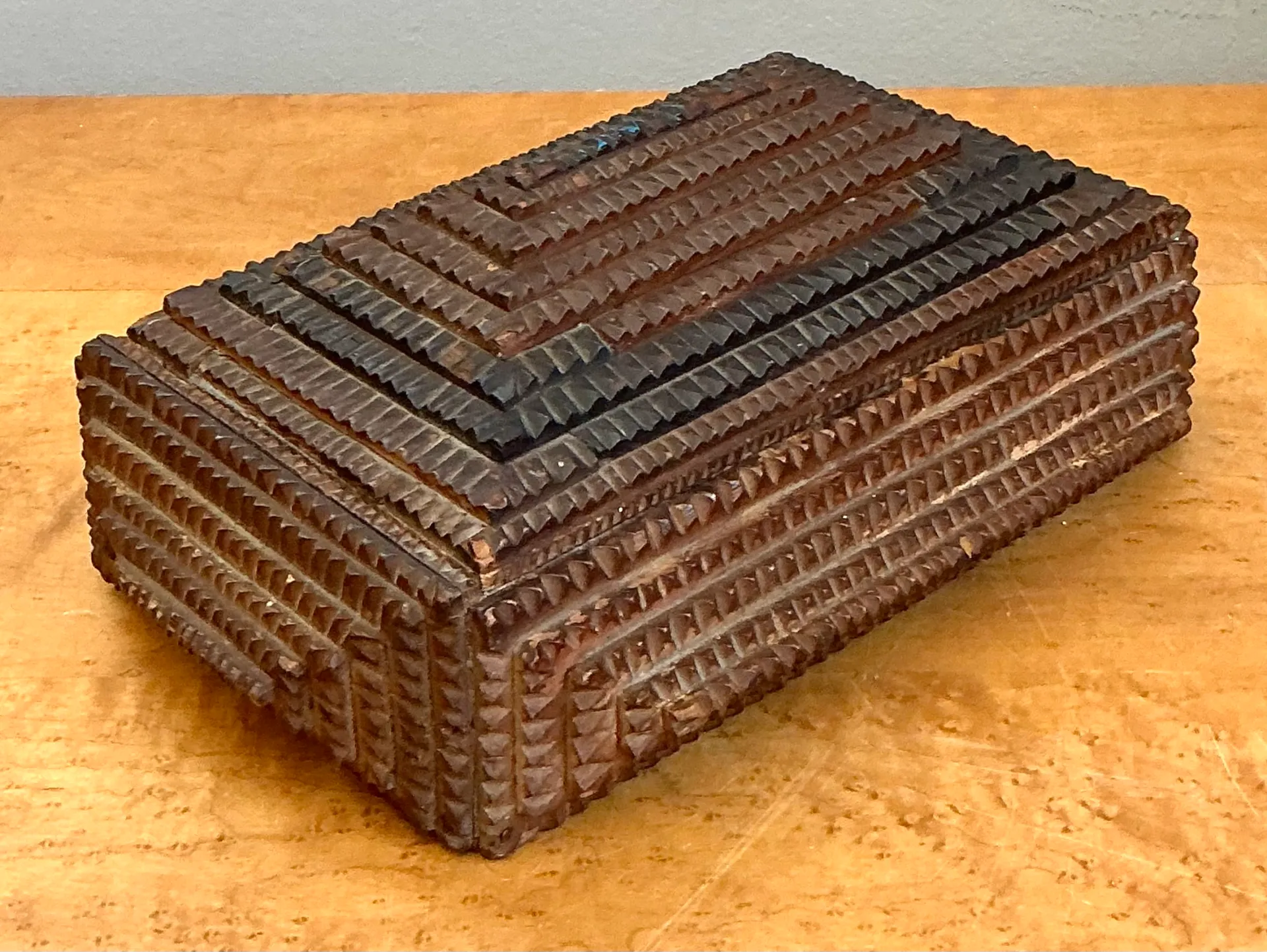 Vintage Tramp Art Wood Box — additional photo 3