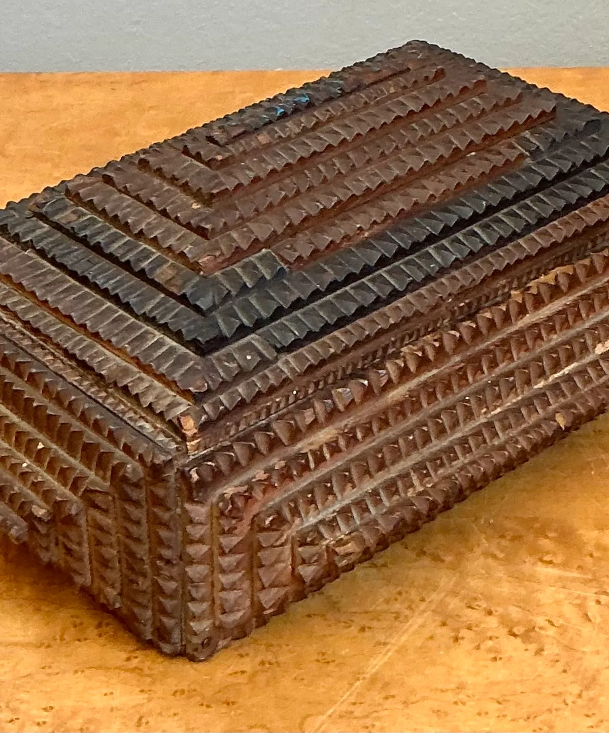 Vintage Tramp Art Wood Box — additional photo 3