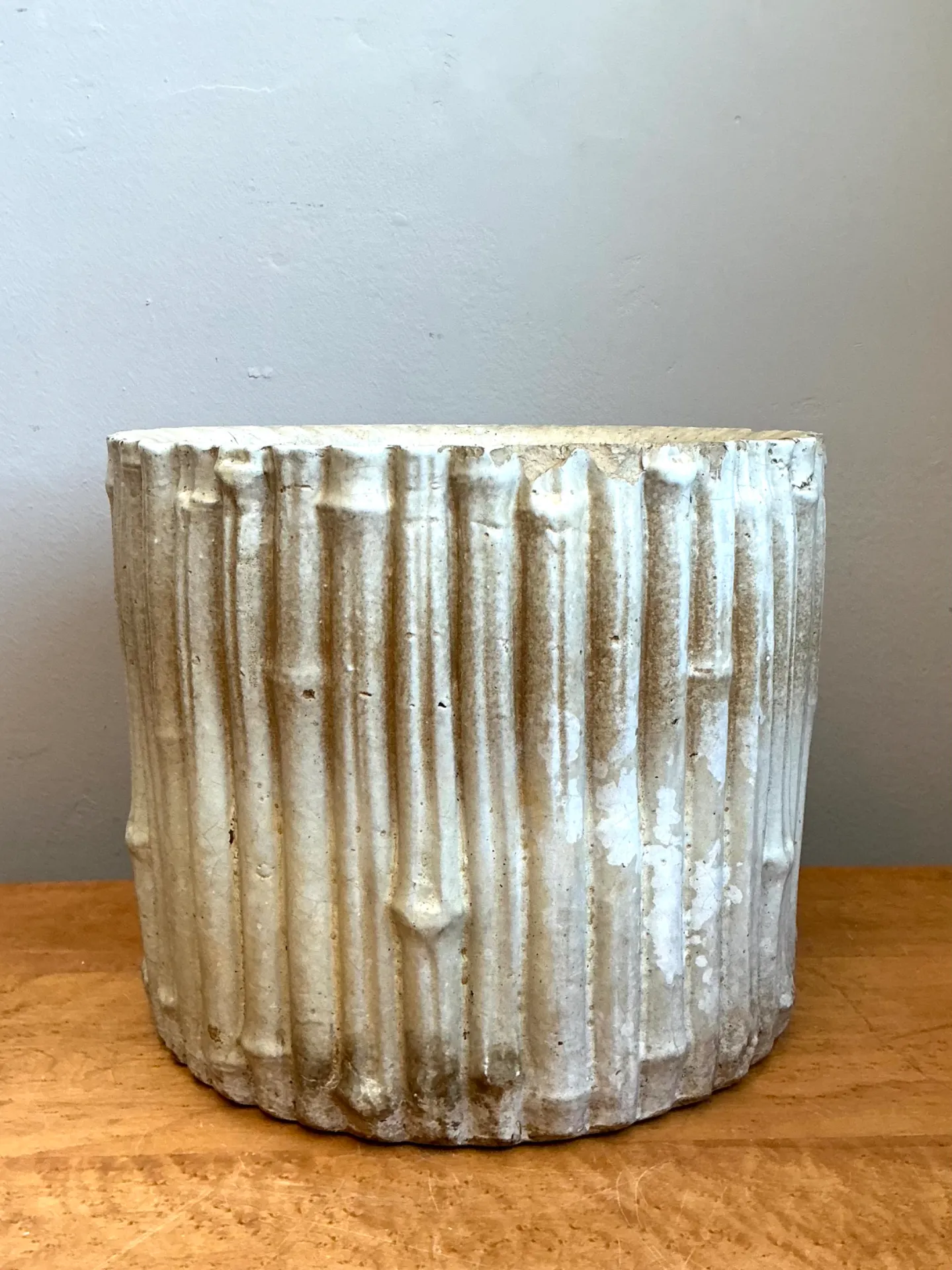 Vintage Faux Bamboo White Ceramic Pot — additional photo 3