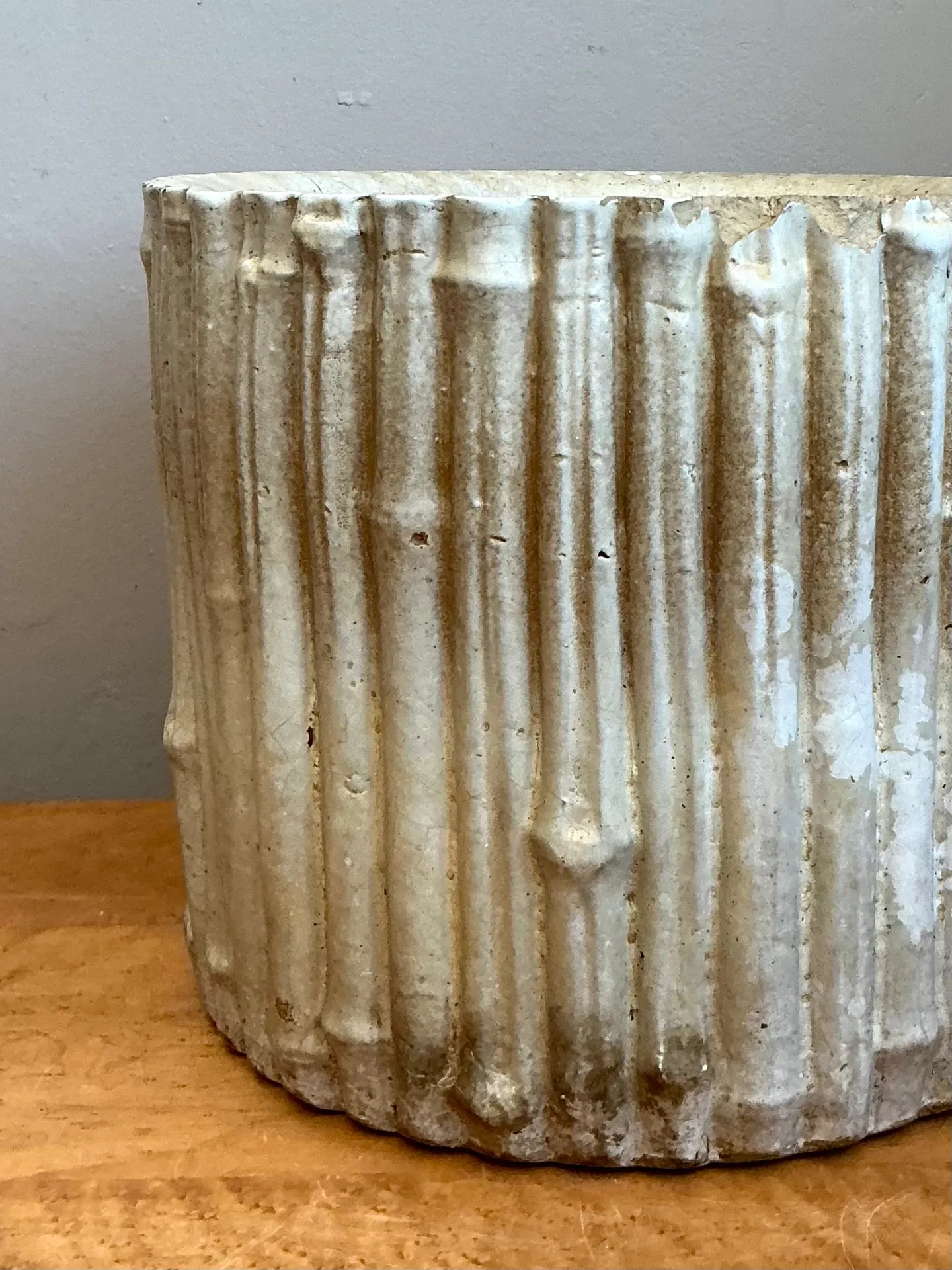Vintage Faux Bamboo White Ceramic Pot — additional photo 5
