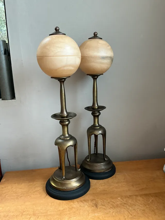 Vintage Brass and Alabaster Table Lamps - Pair — additional photo 8