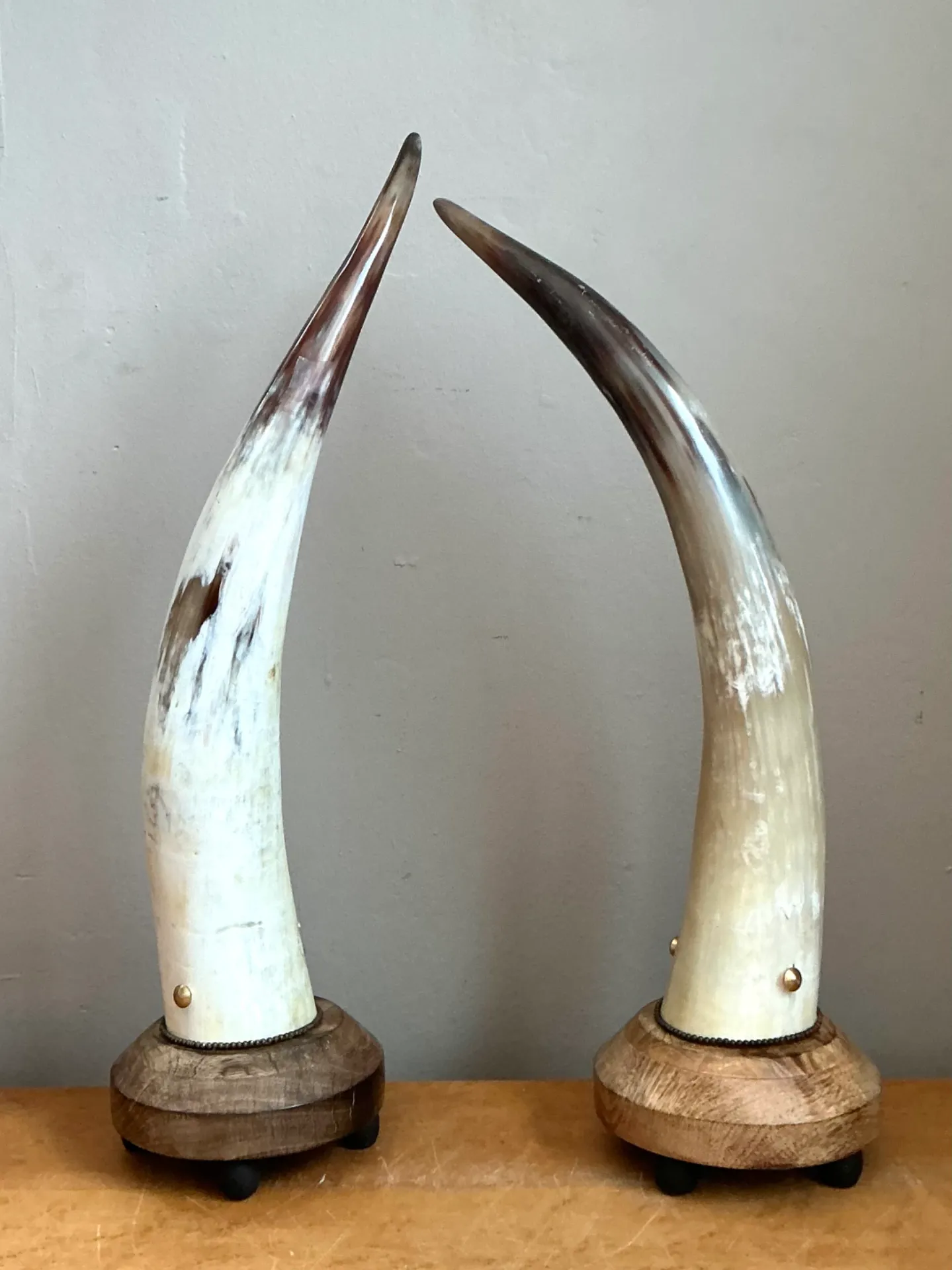 Vintage Horn and Wood Accent Lamps - Pair — additional photo 1