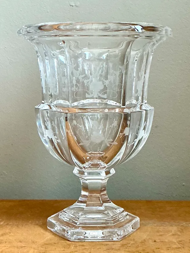 Vintage Tiffany And Co Etched Crystal Pedestal Vase — additional photo 7