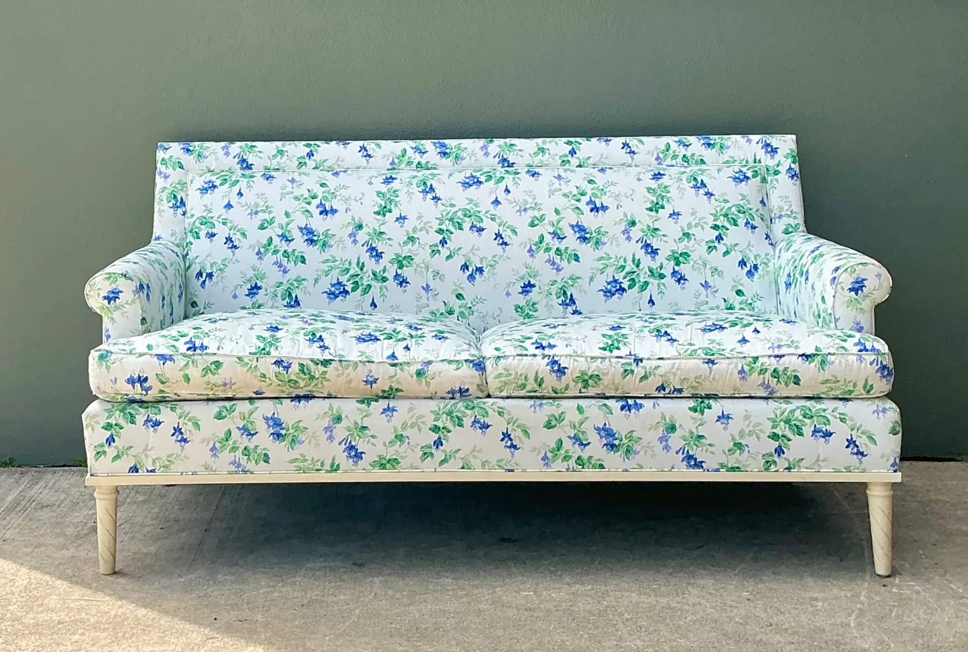 Vintage Schumacher “Garden Gate” Printed Sofa — additional photo 1