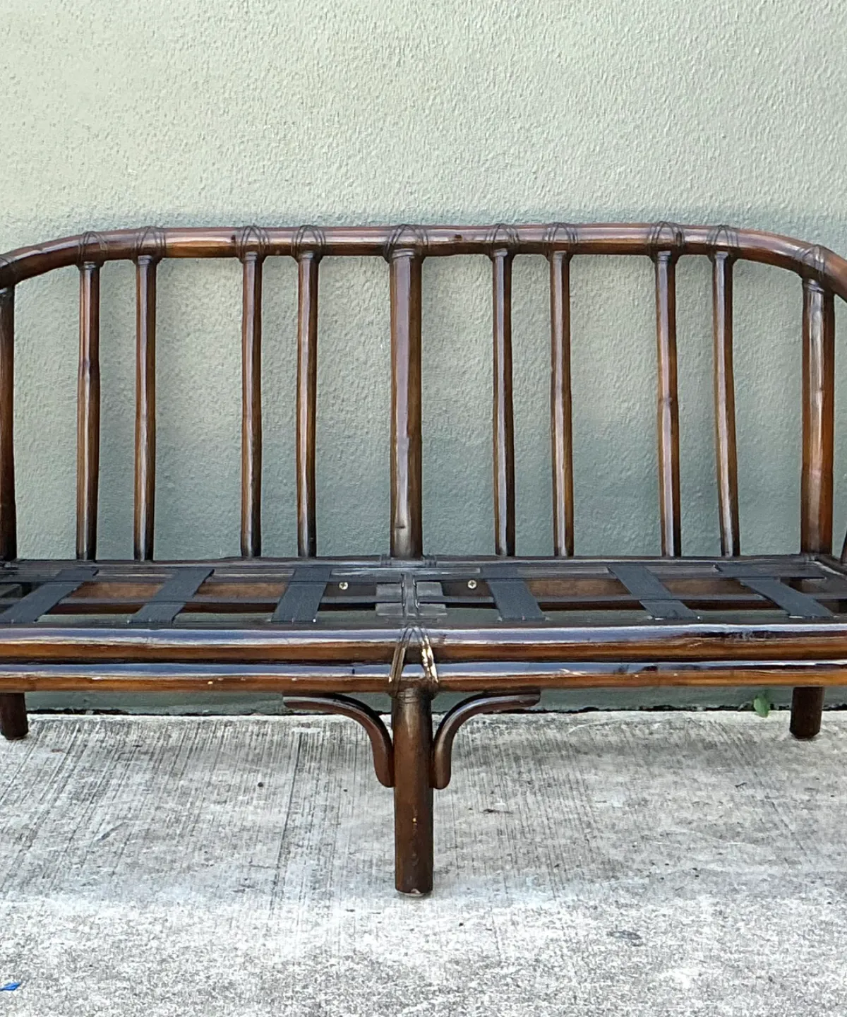 Vintage McGuire Bent Rattan Loveseat — additional photo 5