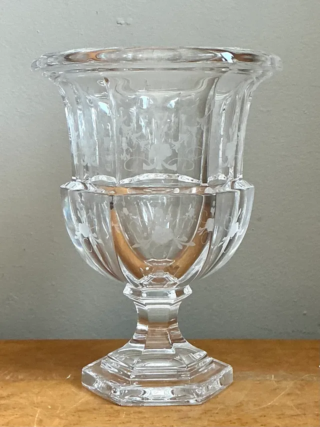 Vintage Tiffany And Co Etched Crystal Pedestal Vase — additional photo 8