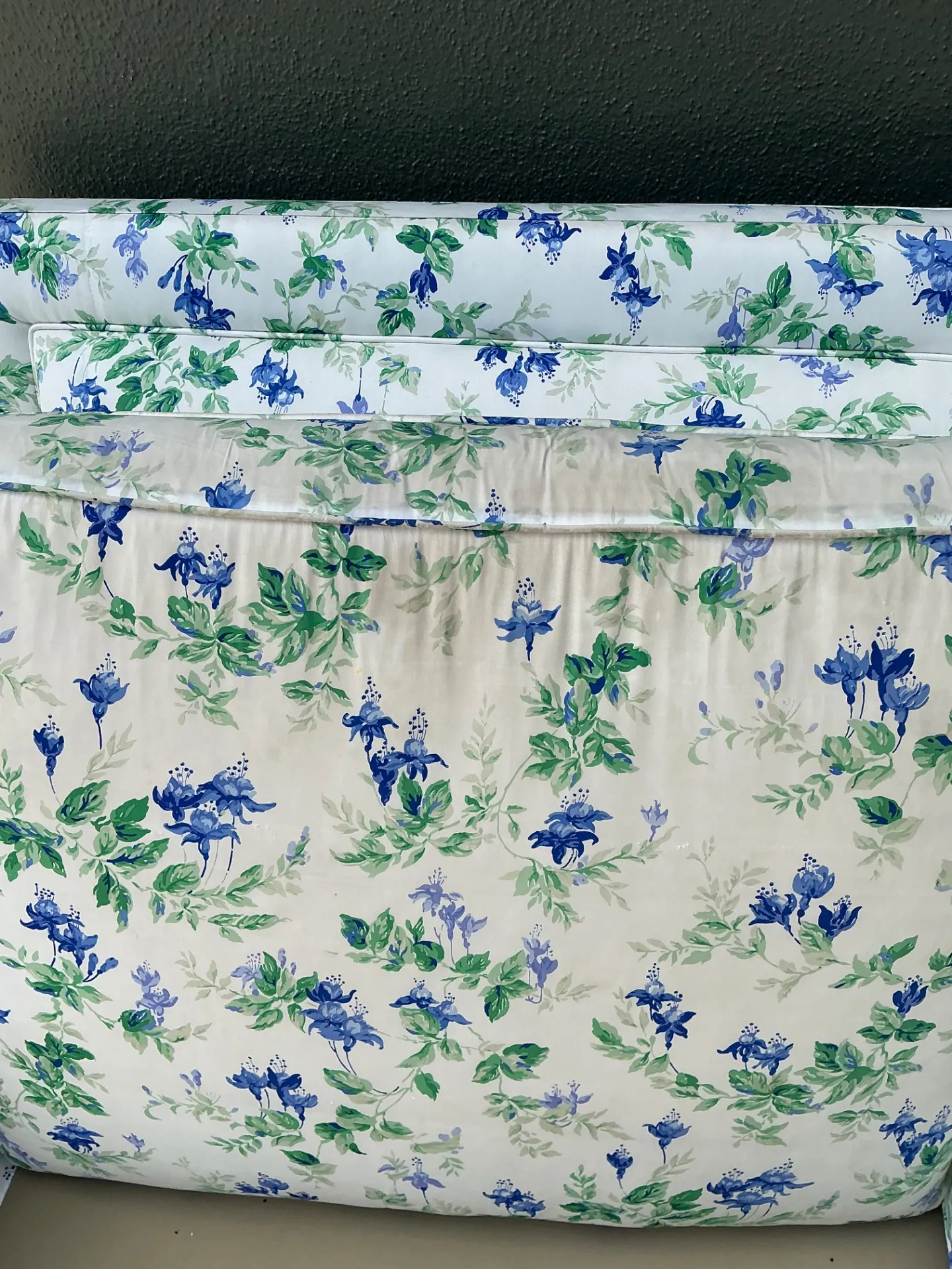Vintage Schumacher “Garden Gate” Printed Sofa — additional photo 4