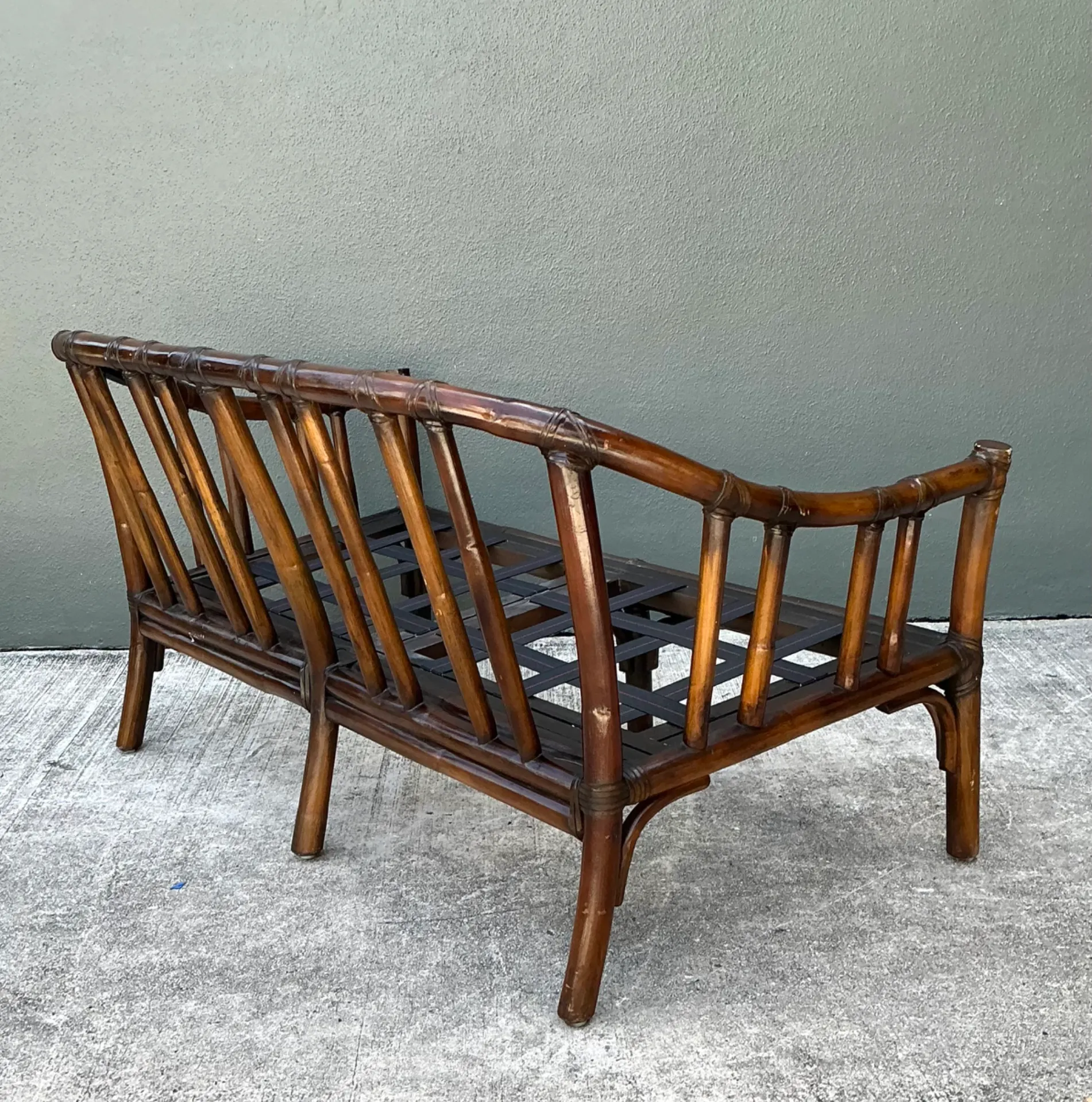 Vintage McGuire Bent Rattan Loveseat — additional photo 8