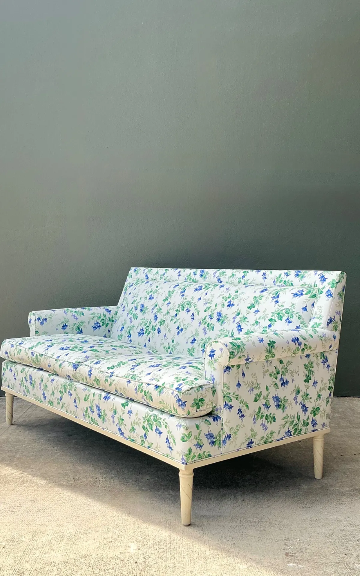 Vintage Schumacher “Garden Gate” Printed Sofa — additional photo 2