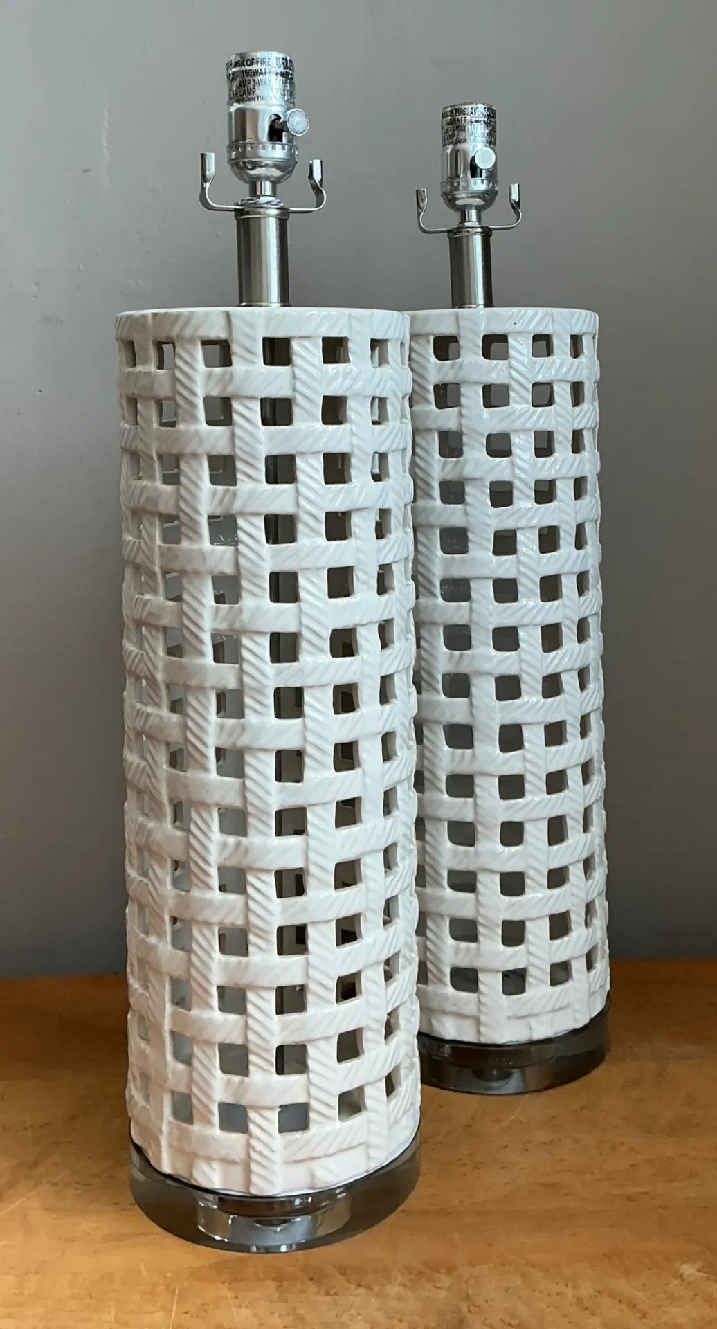 Vintage Lattice Ceramic and Chrome Lamps - Pair — additional photo 5