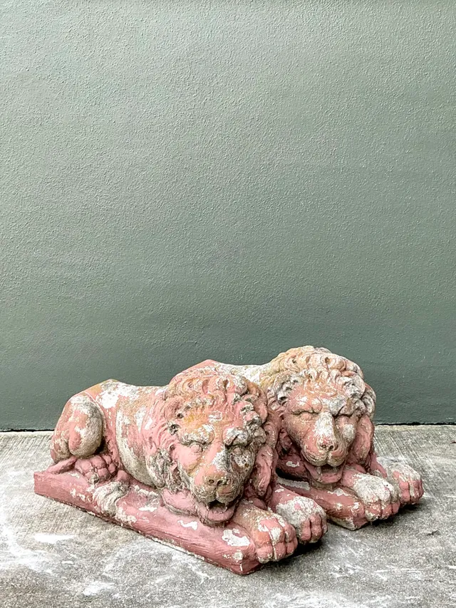 Vintage Cast Cement Garden Lion Figures - Pair — additional photo 5