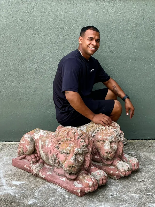 Vintage Cast Cement Garden Lion Figures - Pair — additional photo 2
