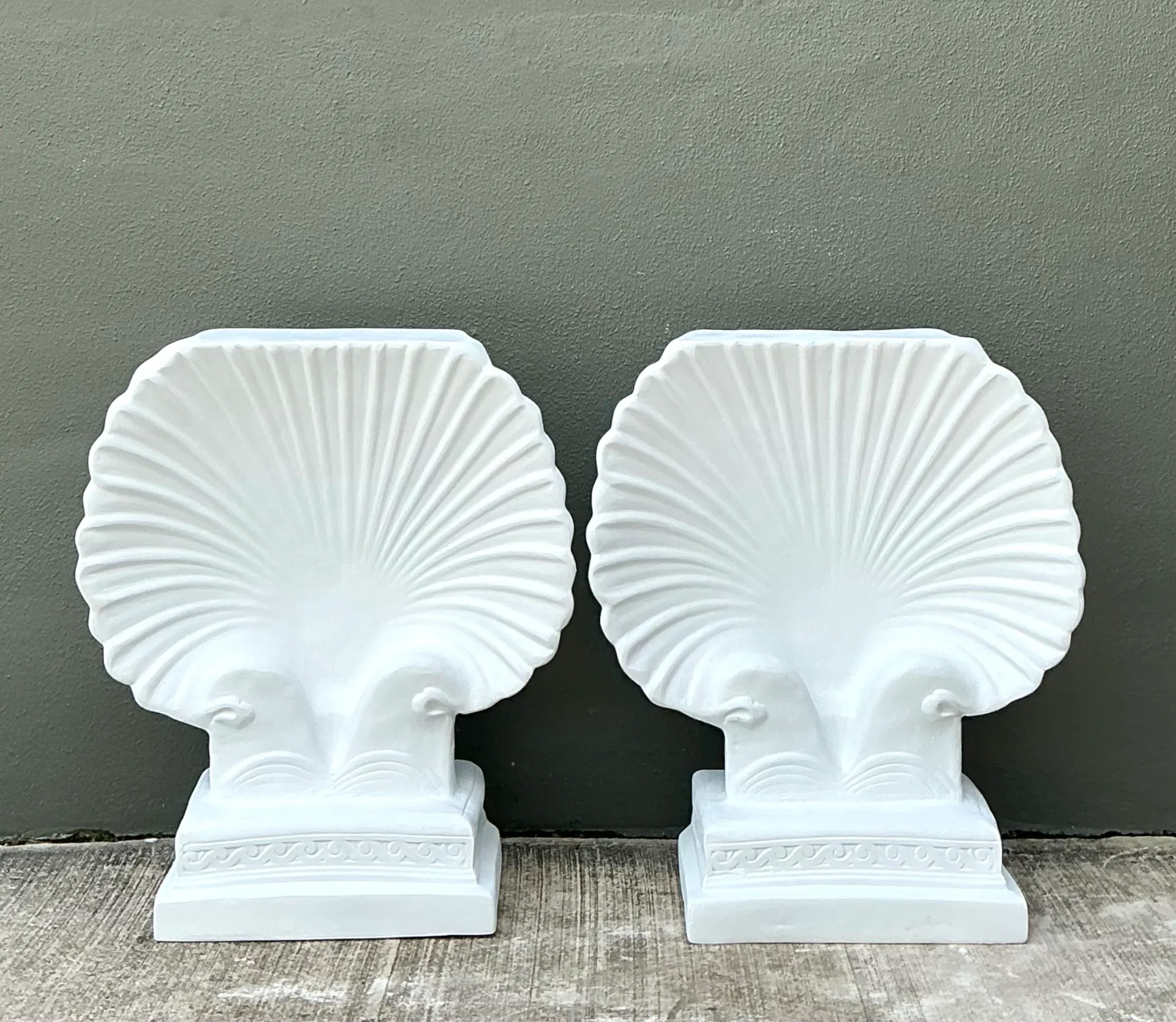 Vintage Cast Fiber Concrete Clam Shall Table Pedestals - Set Of 2 — additional photo 8