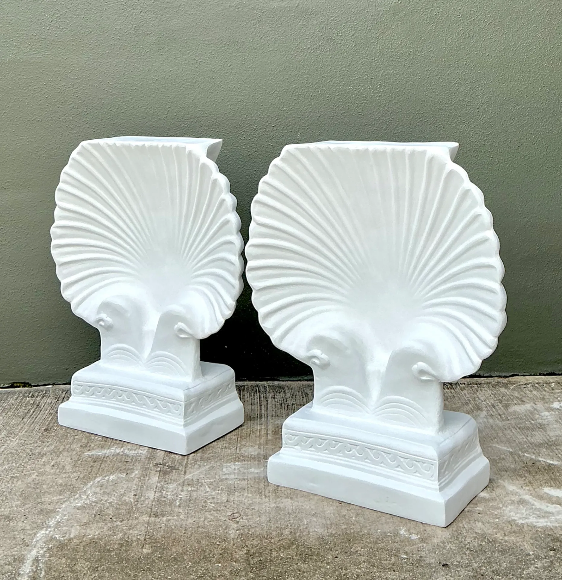 Vintage Cast Fiber Concrete Clam Shall Table Pedestals - Set Of 2 — additional photo 6