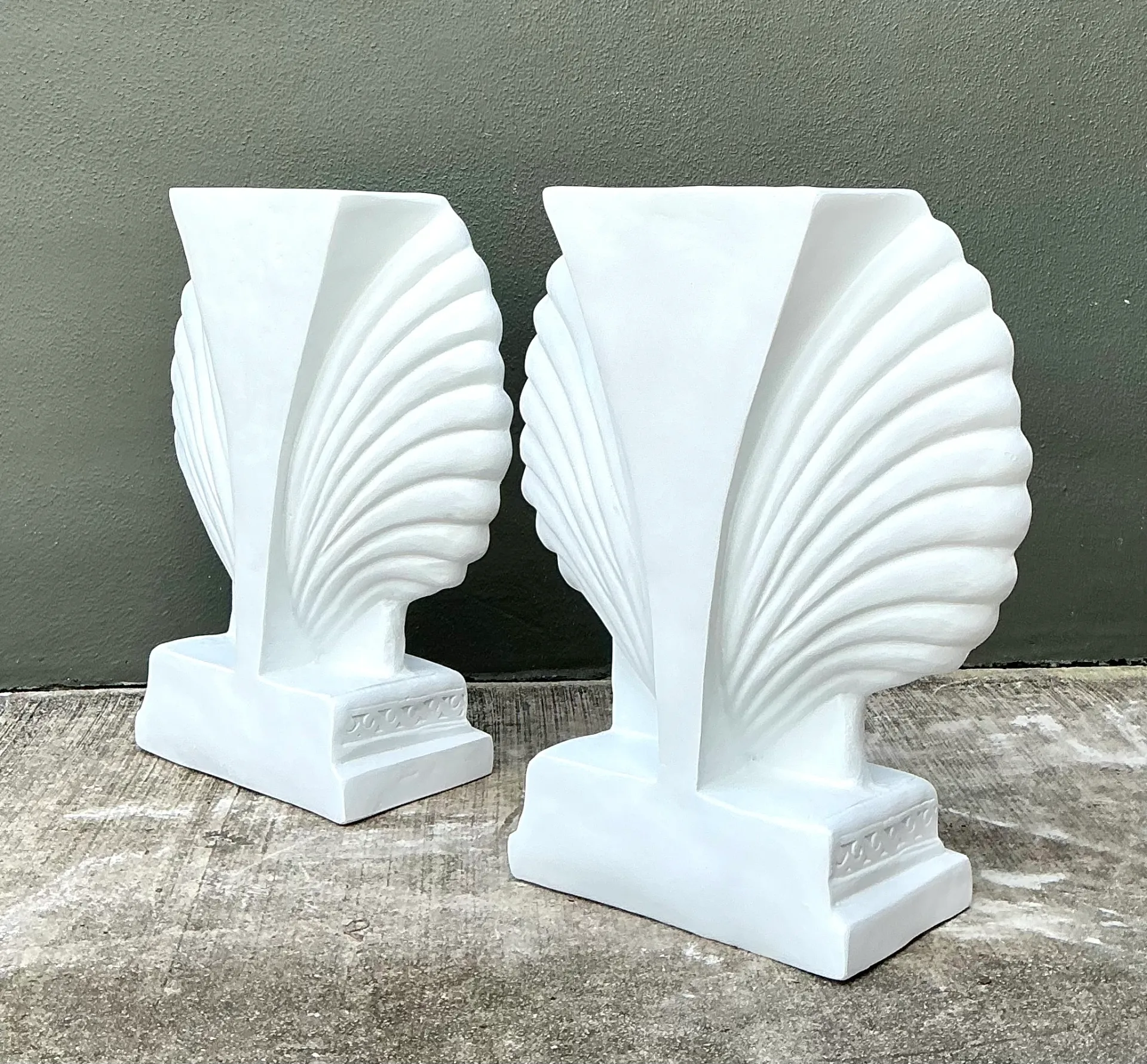 Vintage Cast Fiber Concrete Clam Shall Table Pedestals - Set Of 2 — additional photo 3