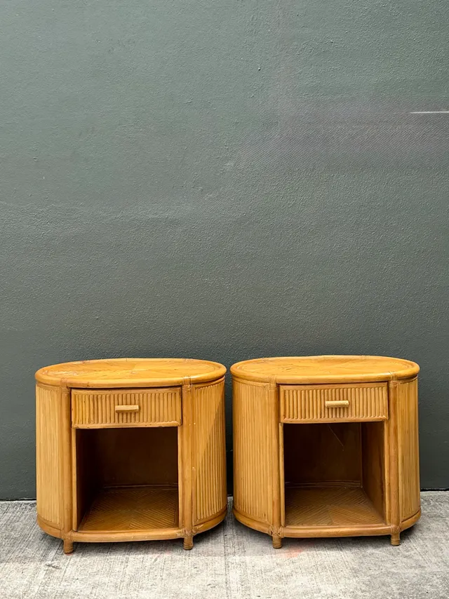Vintage Rattan Oval Nightstands - A Pair — additional photo 3