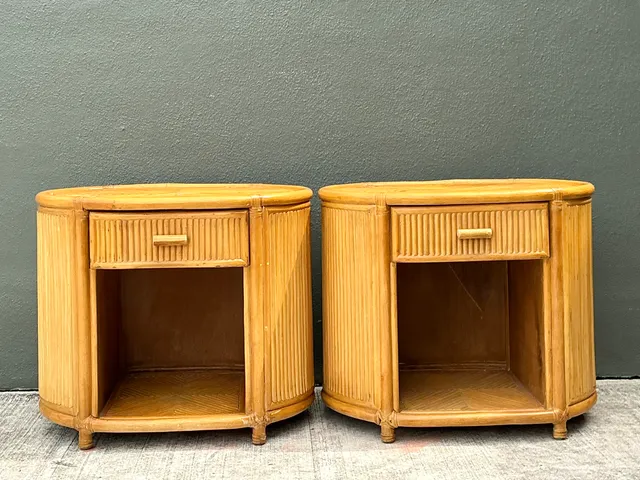 Vintage Rattan Oval Nightstands - A Pair — additional photo 5