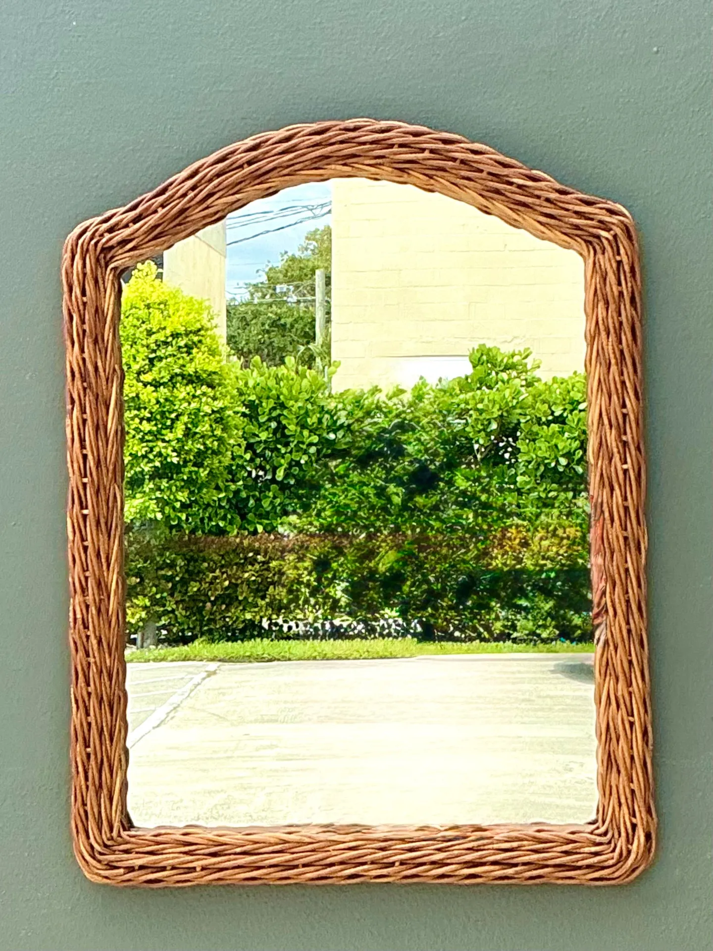 Vintage Arched Rattan Wall Mirror — additional photo 1