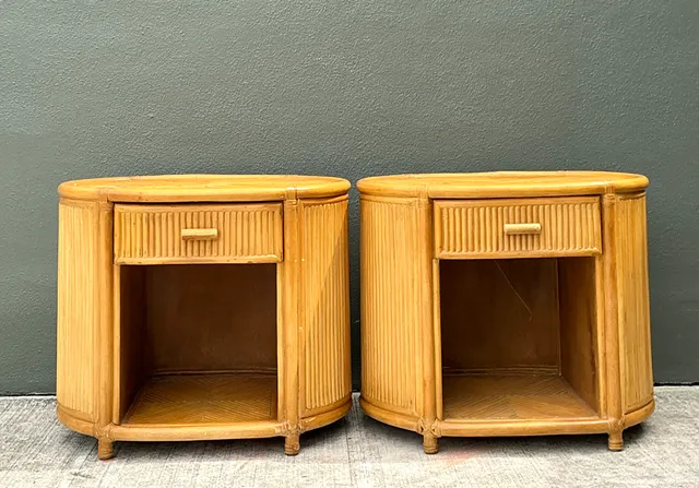 Vintage Rattan Oval Nightstands - A Pair — additional photo 2