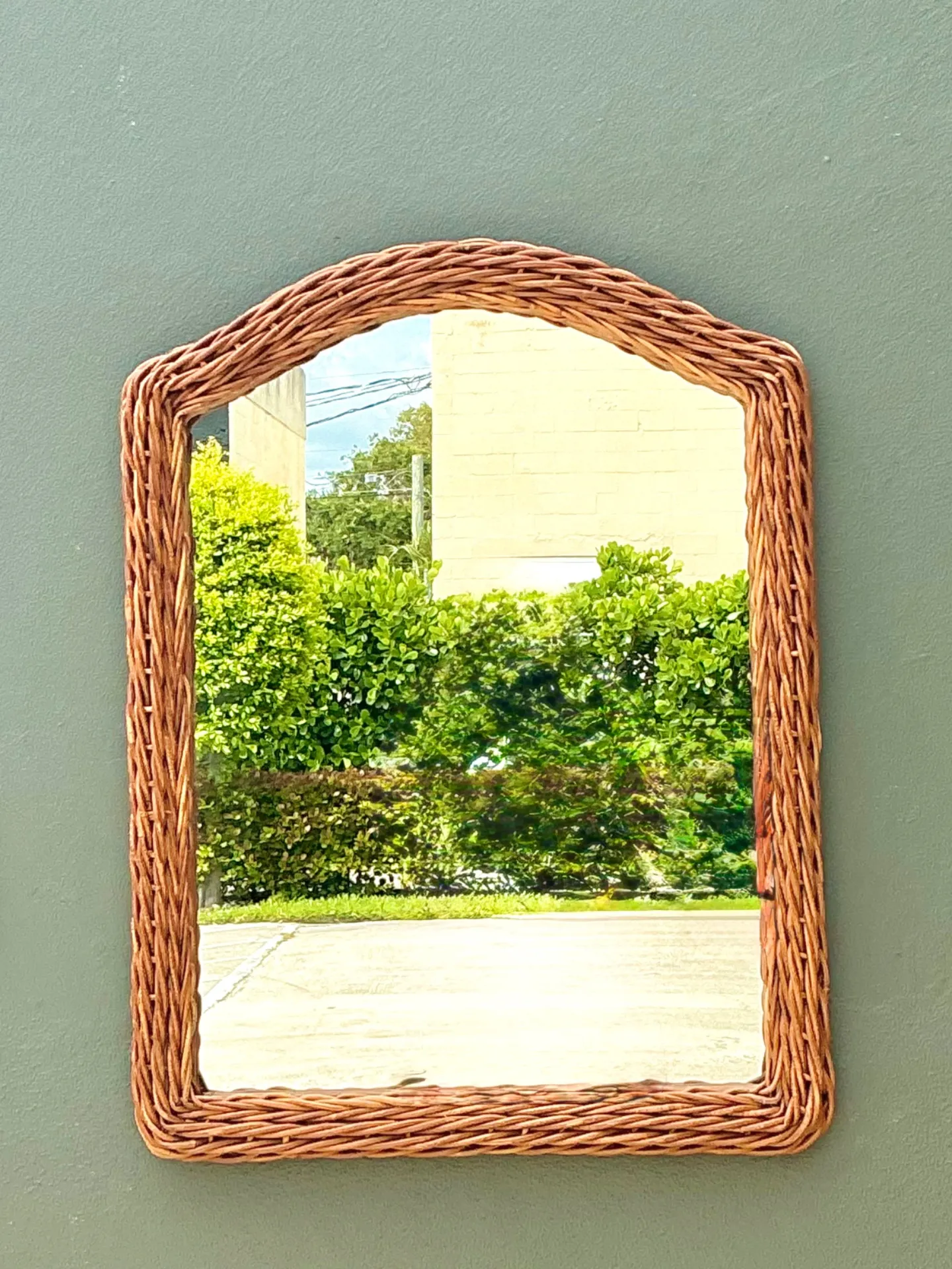 Vintage Arched Rattan Wall Mirror — additional photo 5