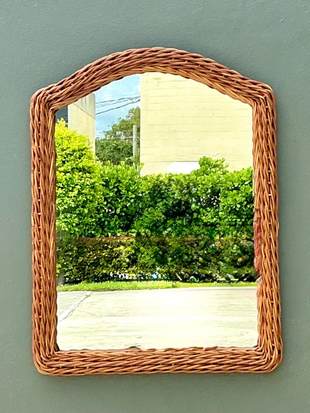 Vintage Arched Rattan Wall Mirror — additional photo 3