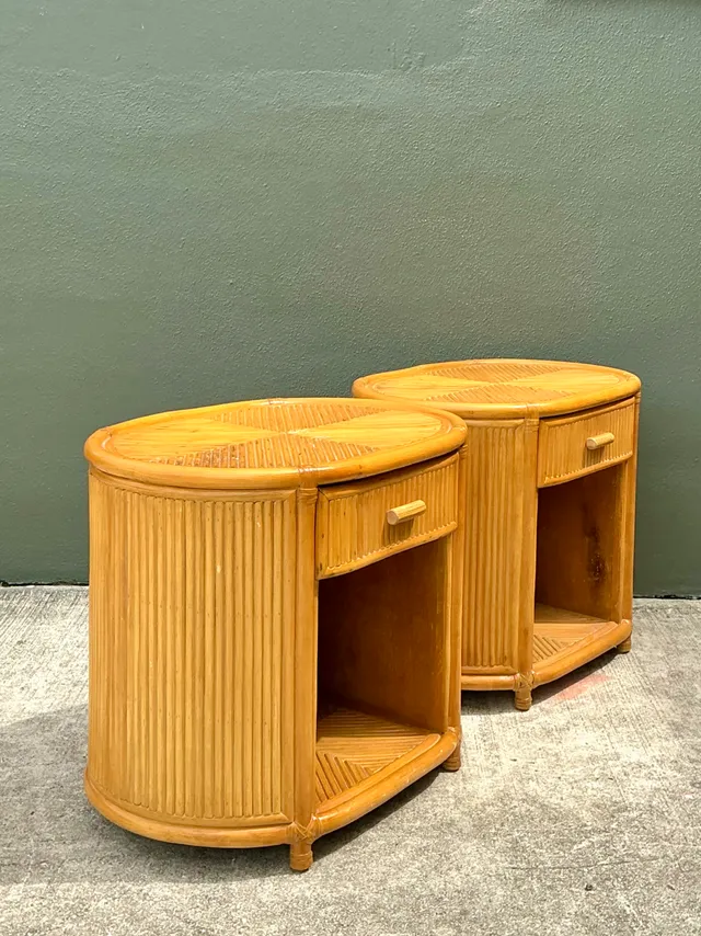 Vintage Rattan Oval Nightstands - A Pair — additional photo 4