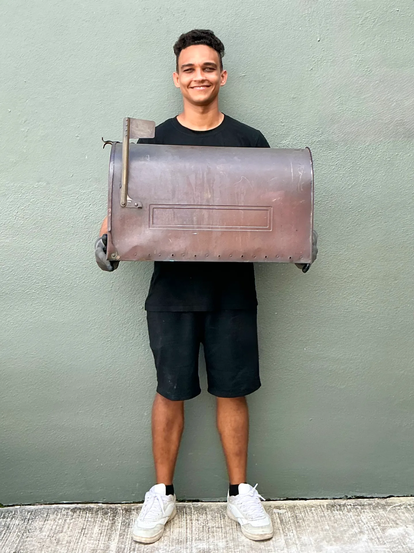 Vintage Monumental Copper Mailbox with Flag — additional photo 4