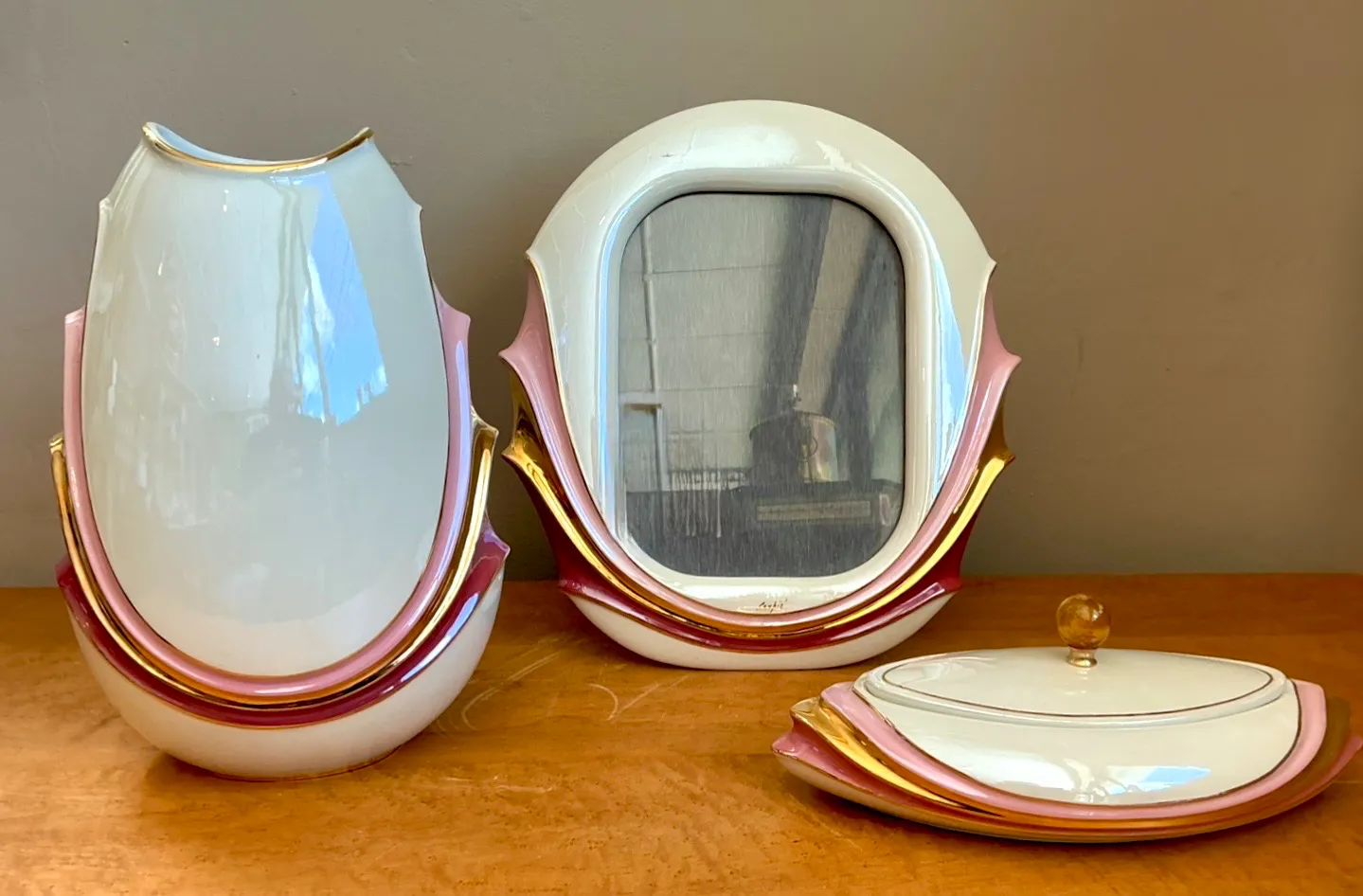 Vintage Italian Decorative Porcelain and Gold Plated Vanity Set — additional photo 1