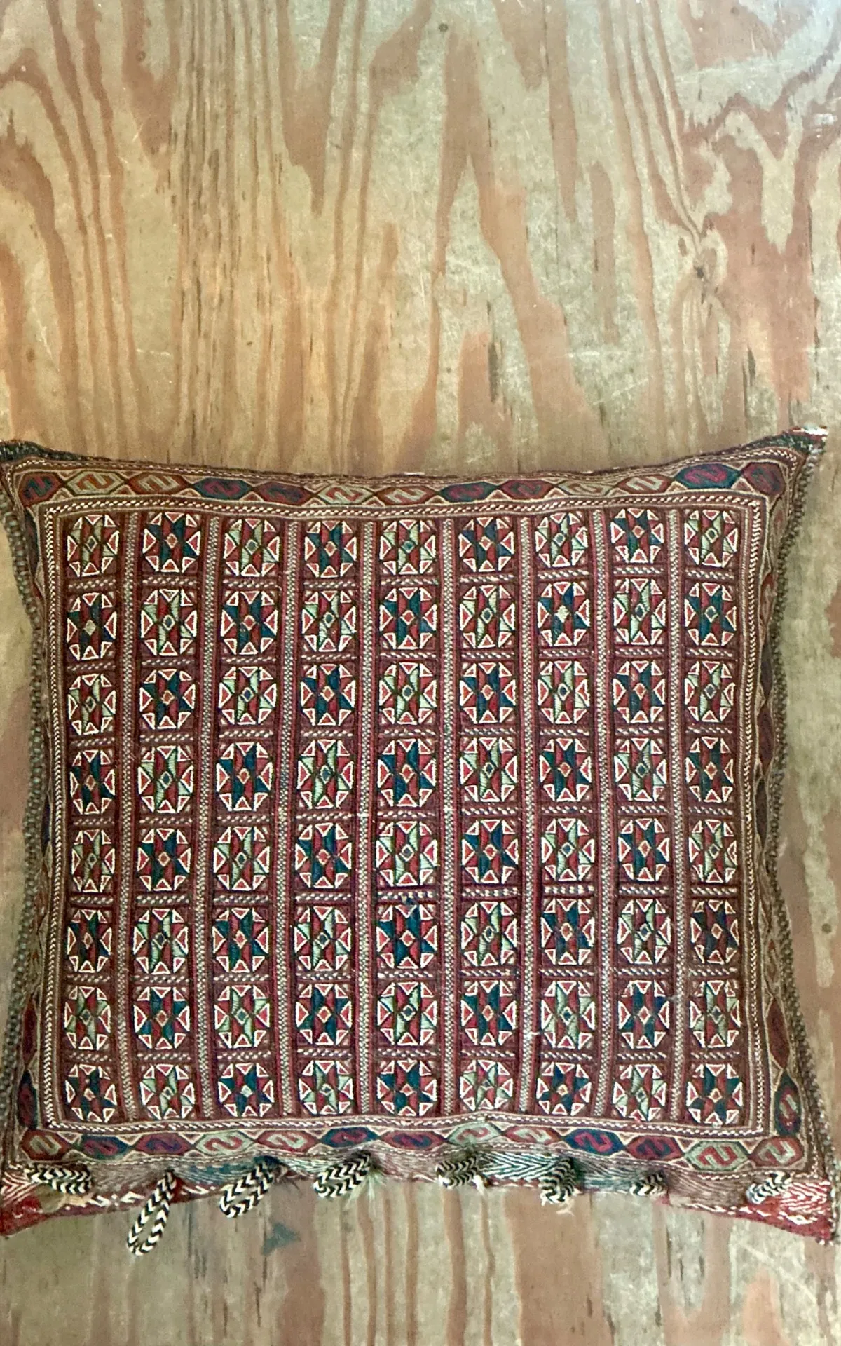 Vintage Monumental Kilim Throw Pillow — additional photo 8