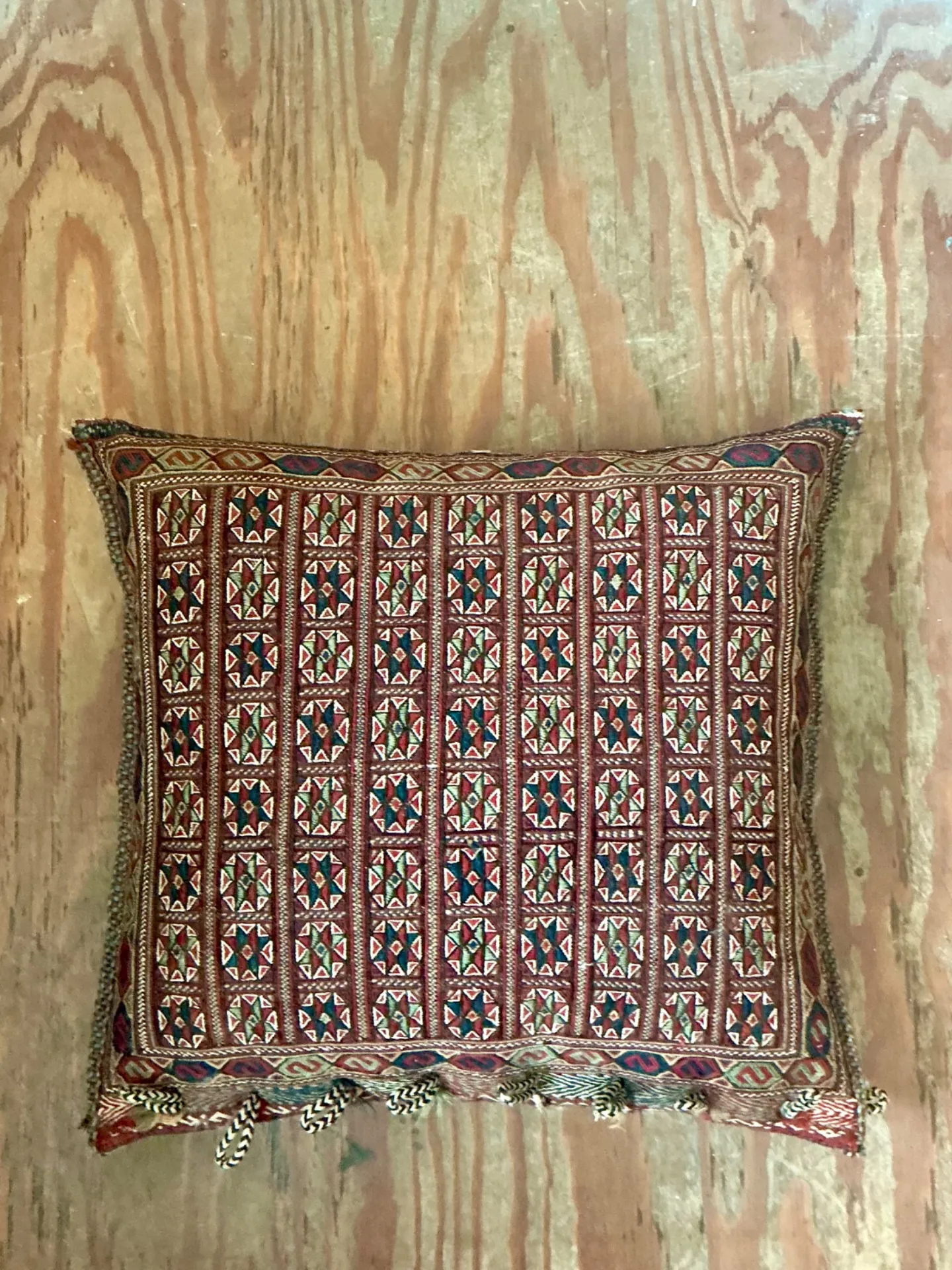 Vintage Monumental Kilim Throw Pillow — additional photo 3