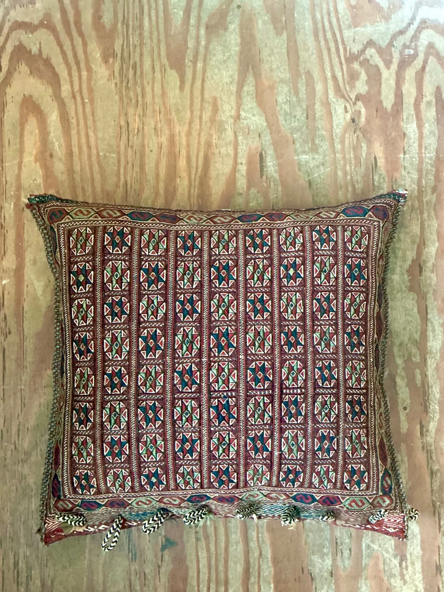 Vintage Monumental Kilim Throw Pillow — additional photo 5