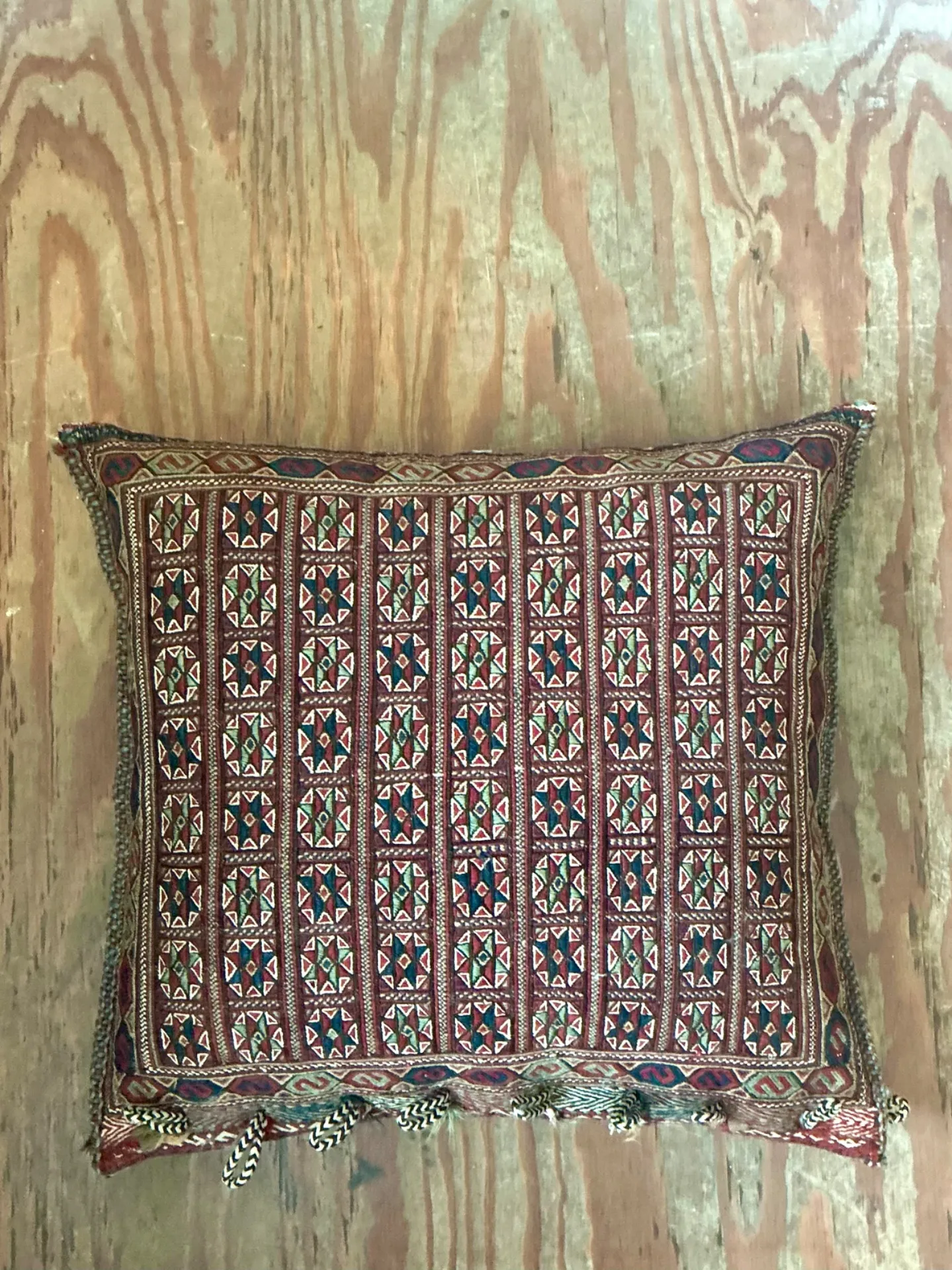 Vintage Monumental Kilim Throw Pillow — additional photo 7
