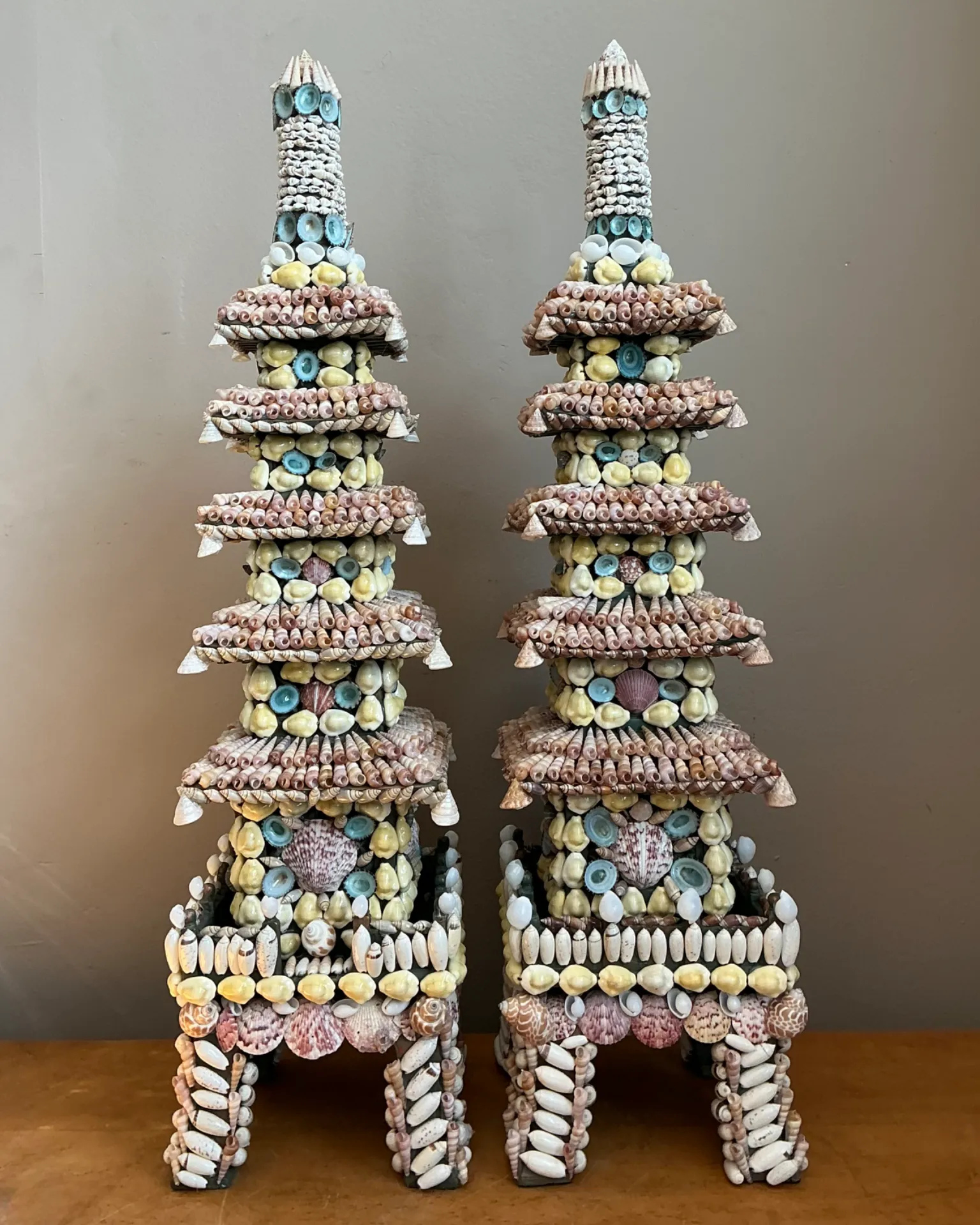 Vintage Shell Encrusted Pagodas - A Pair — additional photo 7