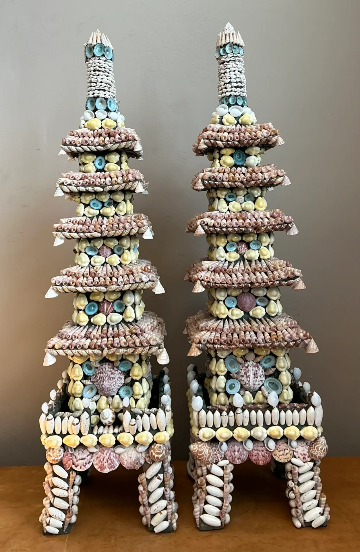 Vintage Shell Encrusted Pagodas - A Pair — additional photo 1