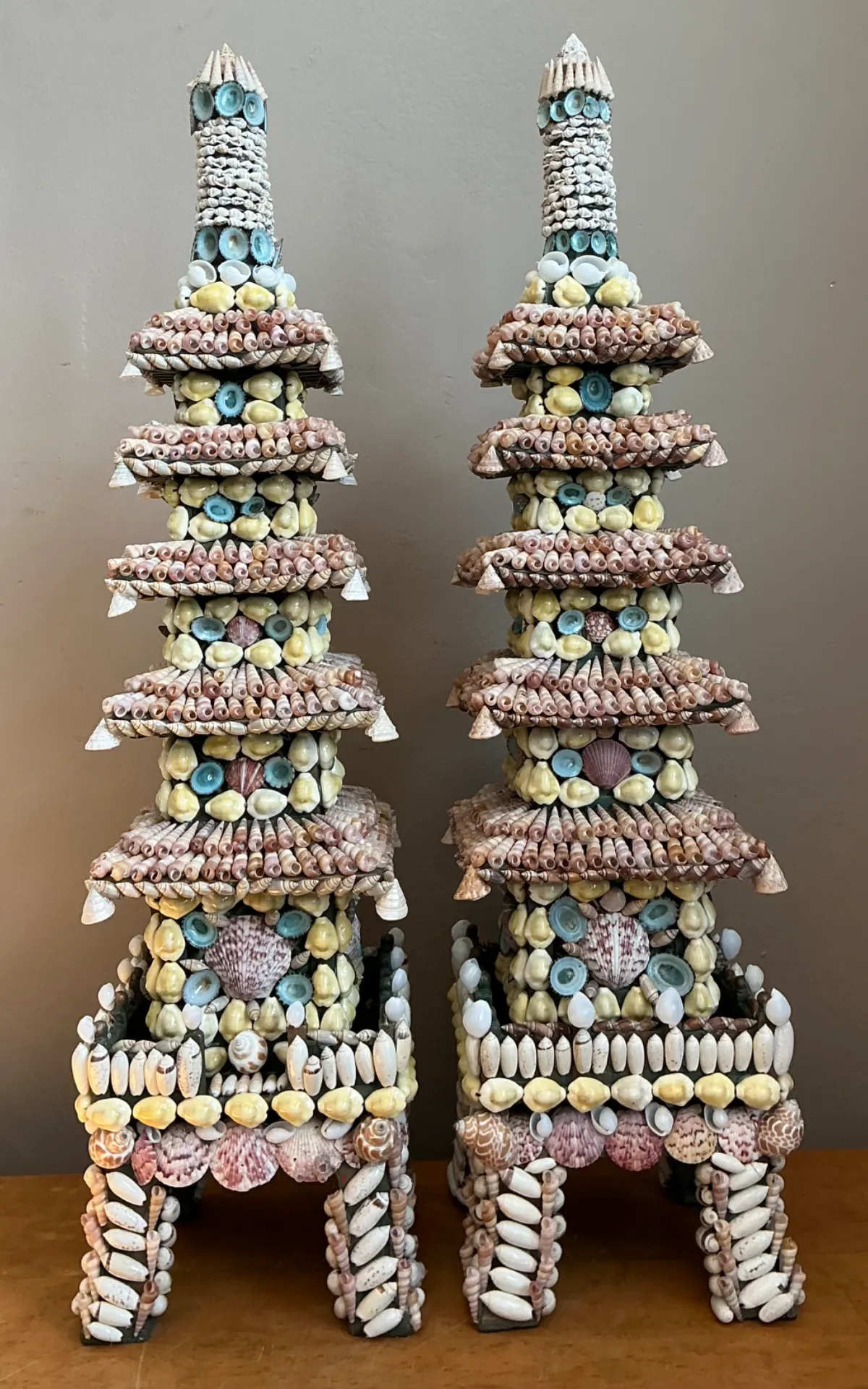 Vintage Shell Encrusted Pagodas - A Pair — additional photo 3