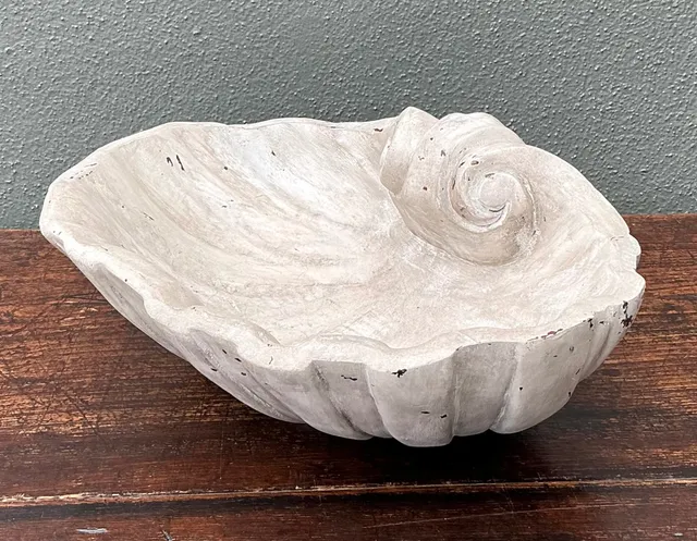 Vintage Italian Carved Wood Shell Bowl — additional photo 6
