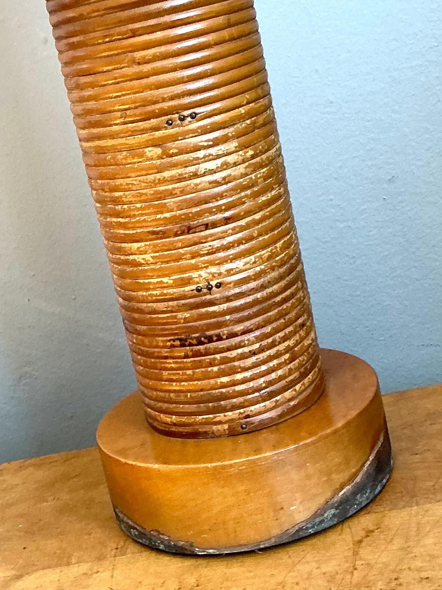 Vintage Pencil Reed and Wood Table Lamp — additional photo 7