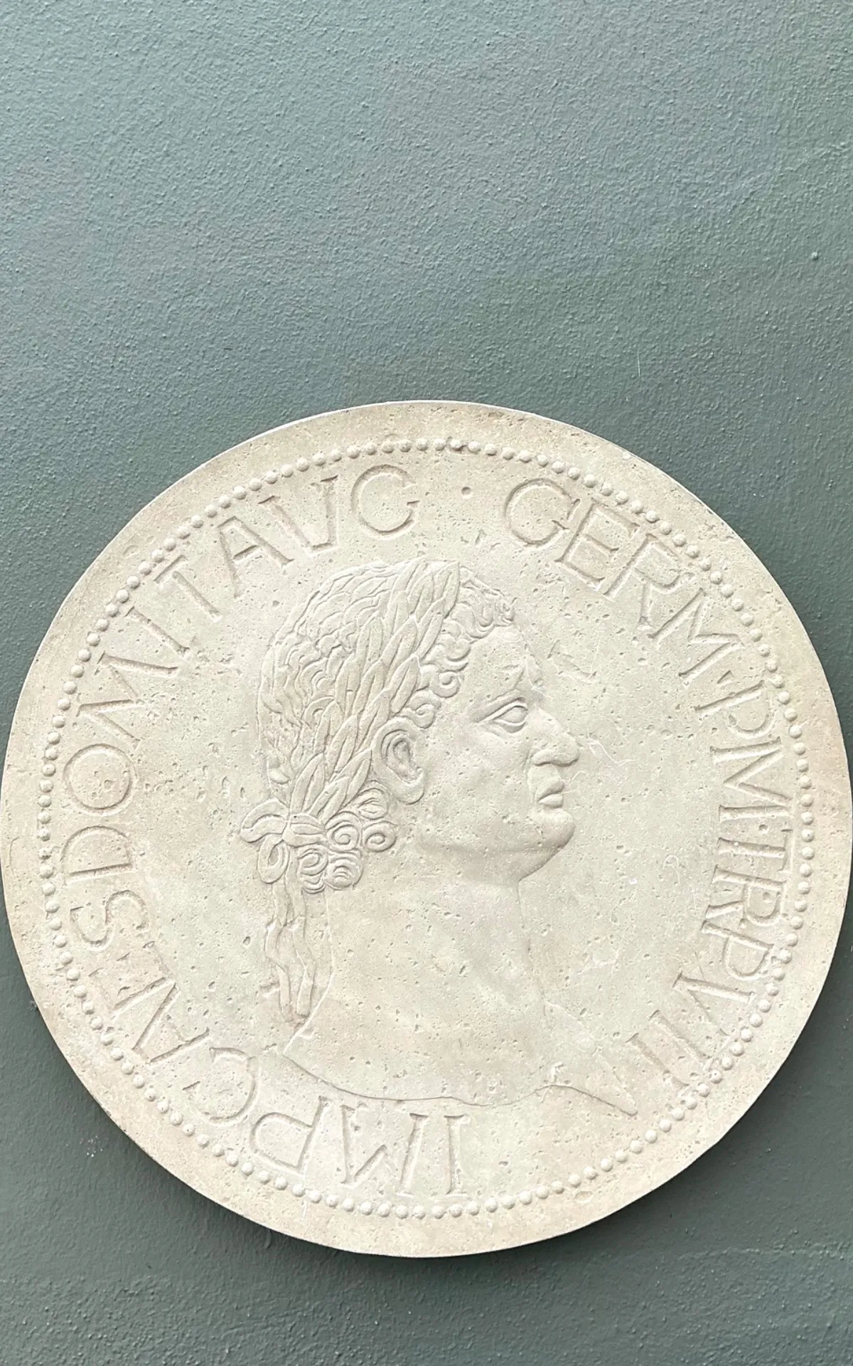 Vintage Roman Emperor Plaster Medallion — additional photo 7