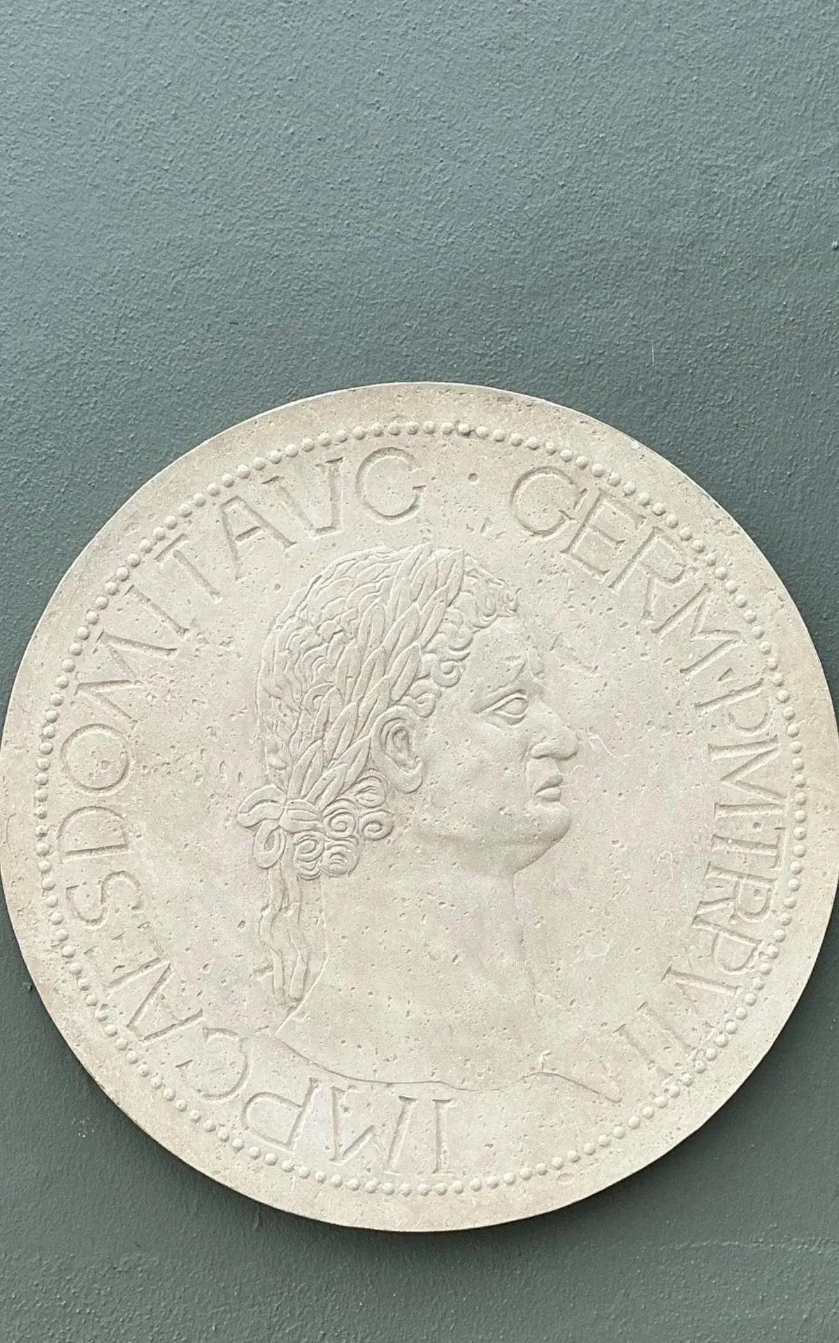 Vintage Roman Emperor Plaster Medallion — additional photo 5