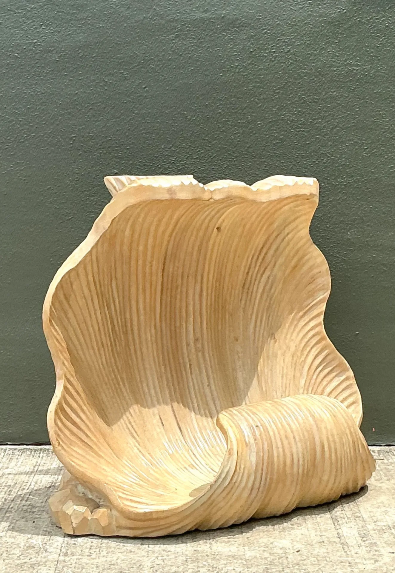 Vintage Natural Shell Carved Console Pedestal — additional photo 4