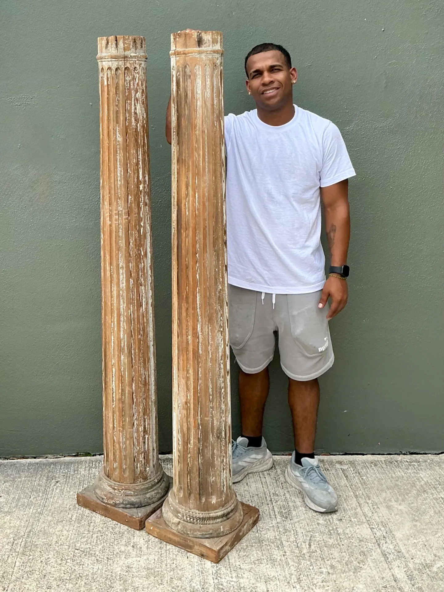 Vintage Wooden Architectural Columns - Pair — additional photo 1