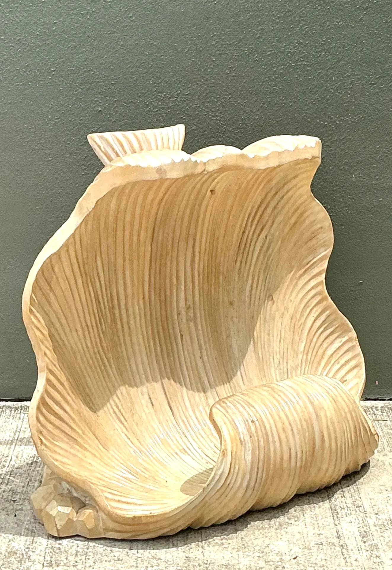 Vintage Natural Shell Carved Console Pedestal — additional photo 1