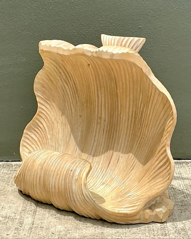 Vintage Natural Shell Carved Console Pedestal — additional photo 3