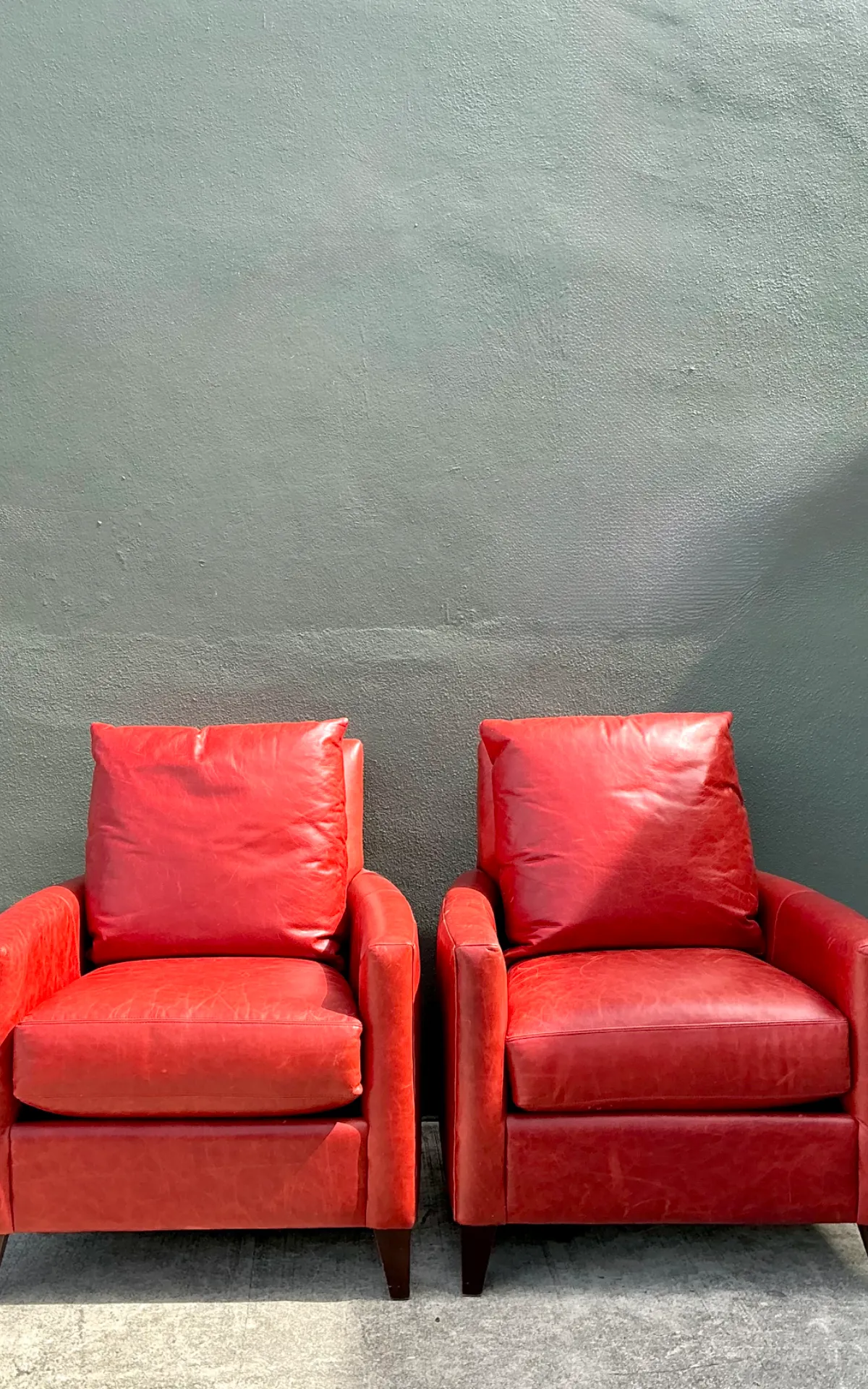 Vintage Bassett Red Leather Club Chairs - A Pair — additional photo 2