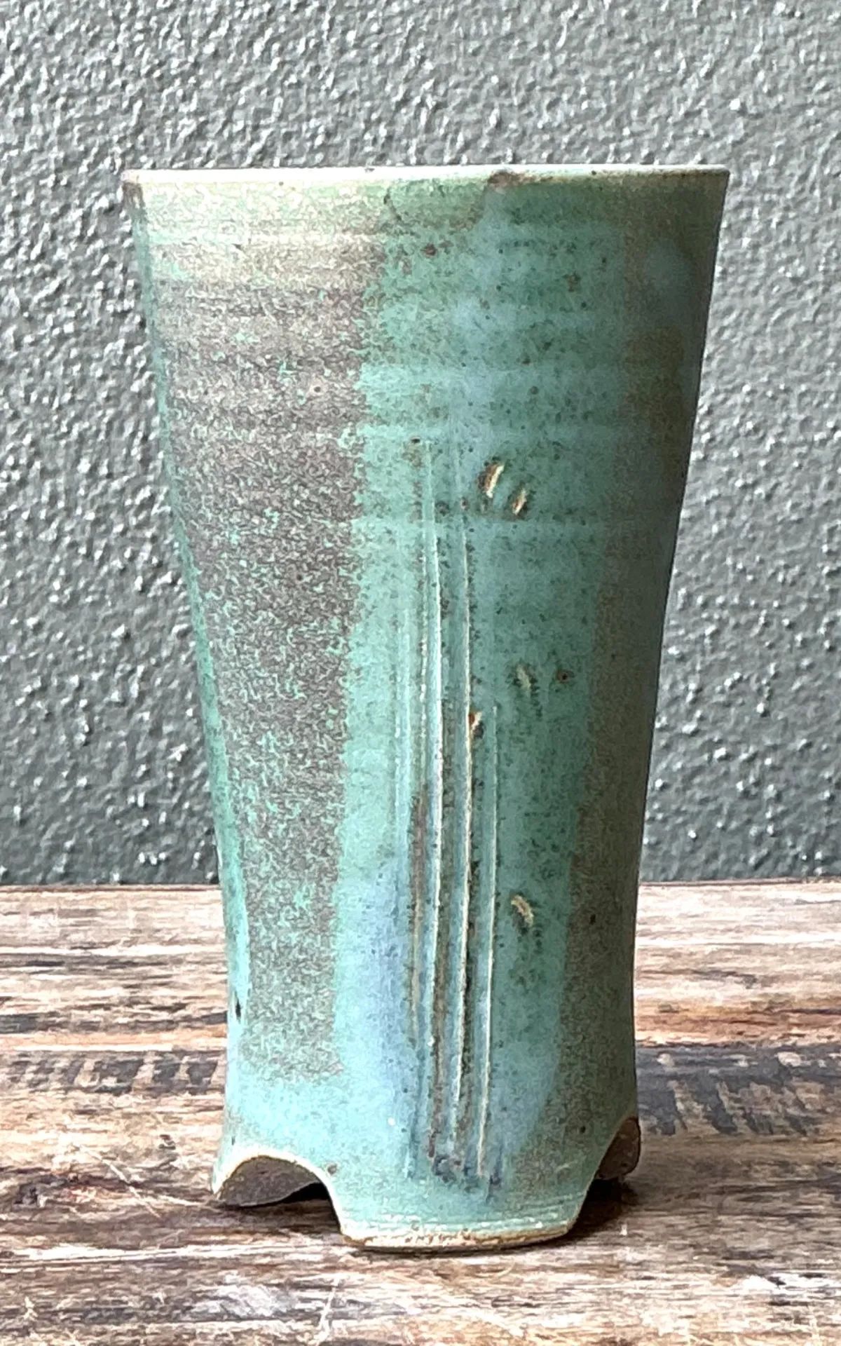 Vintage Studio Pottery Green Vase — additional photo 2