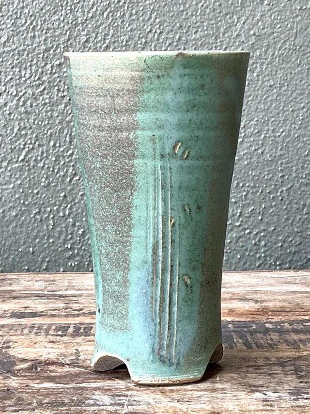 Vintage Studio Pottery Green Vase — additional photo 2