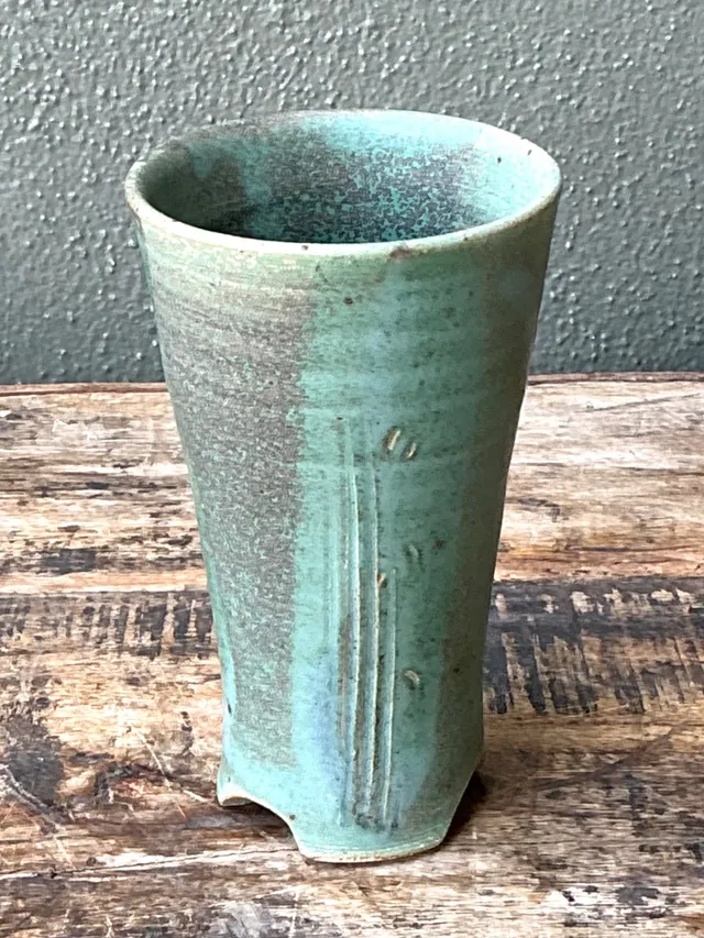 Vintage Studio Pottery Green Vase — additional photo 4
