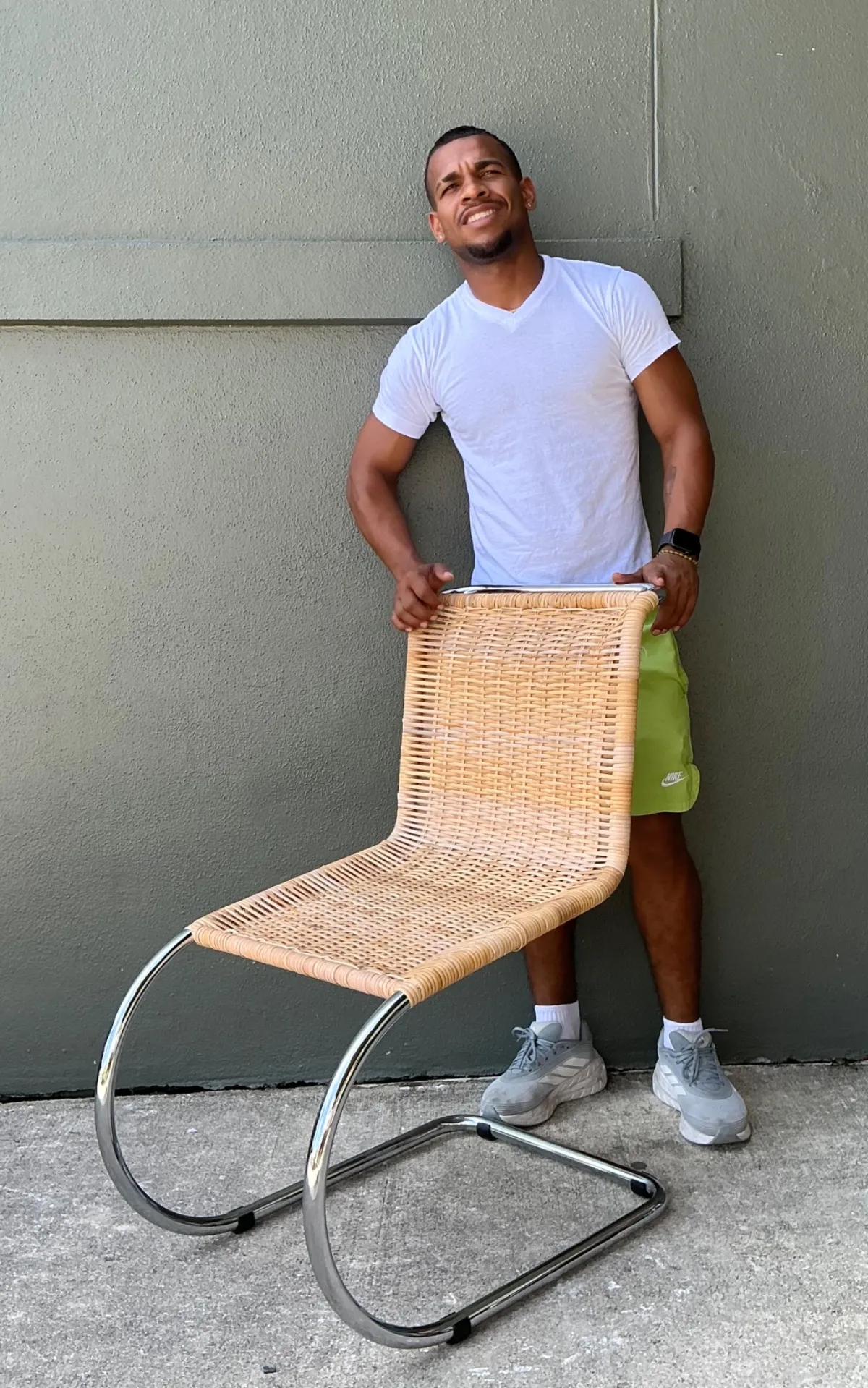 Vintage Mies Van Der Rohe For Knoll Cantilevered Chrome And Rattan MR Chair — additional photo 3